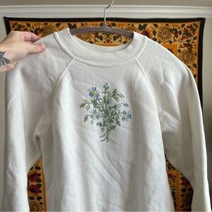 Hanes Cream Sweatshirt with Floral Design